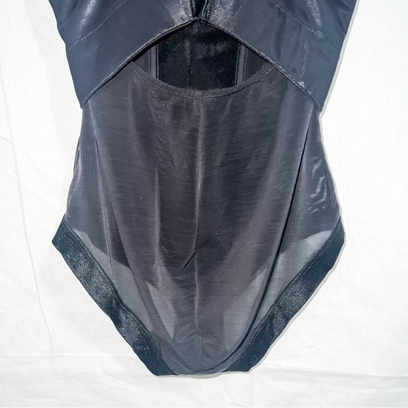 Elegant Black Women's Bodysuit - Picture 7 of 13